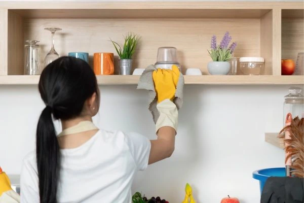 12 Brilliant Styling Shelves Tips Without Clutter